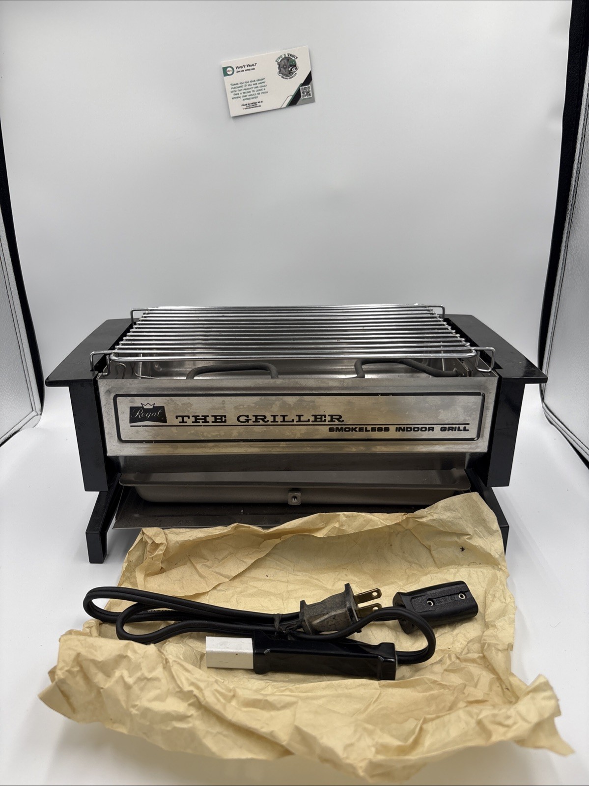 REGAL WARE Vintage ‘The Griller’ Smokeless Indoor Electric Mini Grill Model 6705