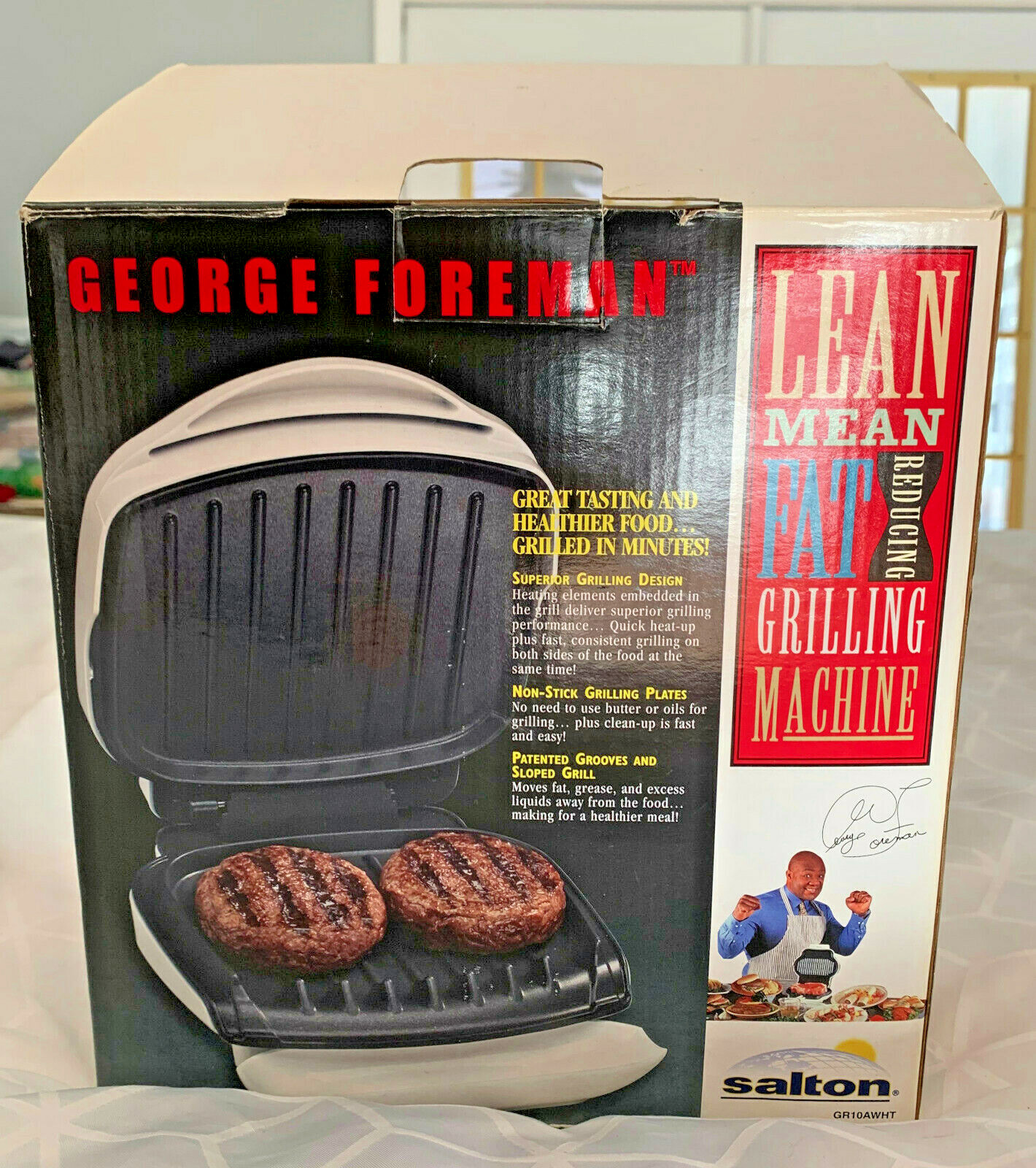 GEORGE FOREMAN LEAN MEAN FAT REDUCING GRILLING MACHINE GRILL GR10A WHITE SALTON