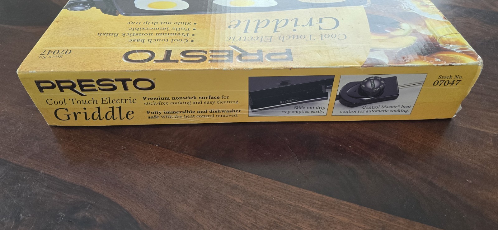 Presto 07047 Cool Touch Electric Griddle 1300W Black Nonstick Temp Control