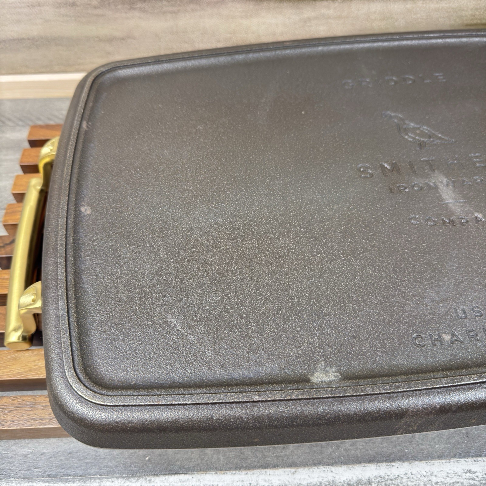 Williams Sonoma Smithey Seasoned Cast Iron Double Burner Griddle Broken Handle