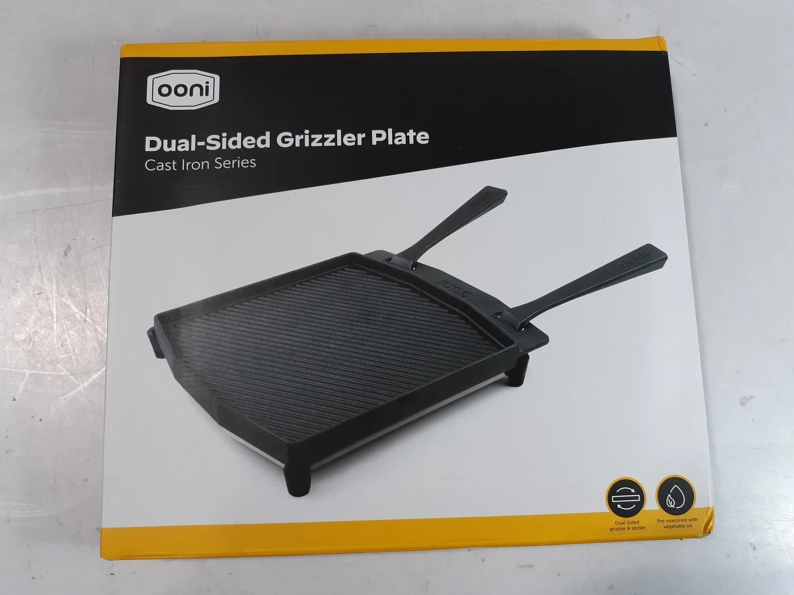 (NEW) Ooni Dual-Sided Cast Iron Grizzler Plate for Pizza Ovens