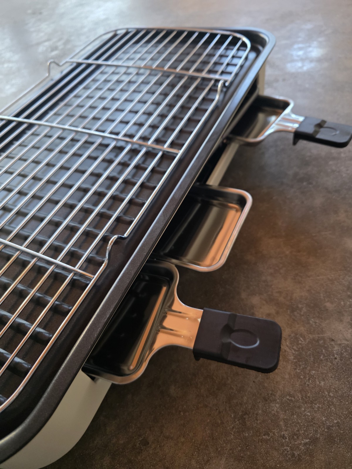 Indoor Electric Grill Black Silver Removable Plate Drip Tray Temp Control