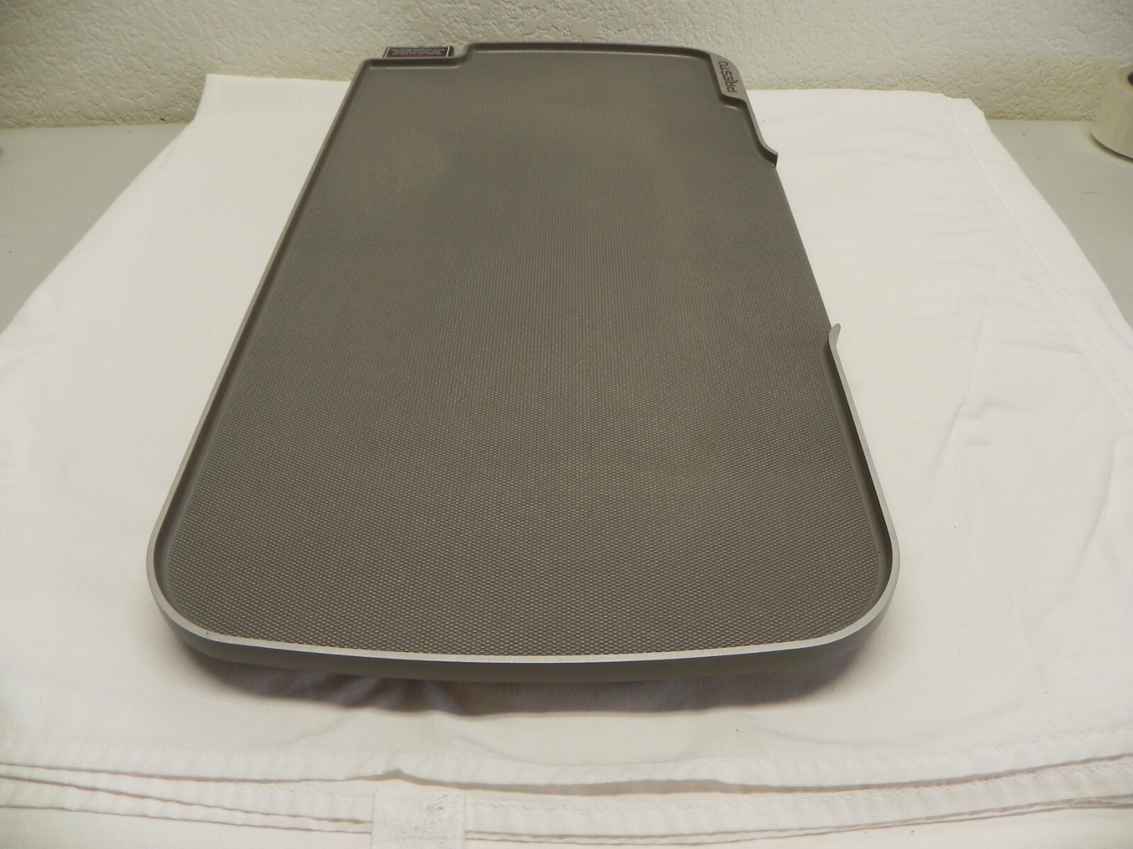 Presto Model 0706201 22-inch Ceramic Electric Griddle Cooking Surface(Part Only)