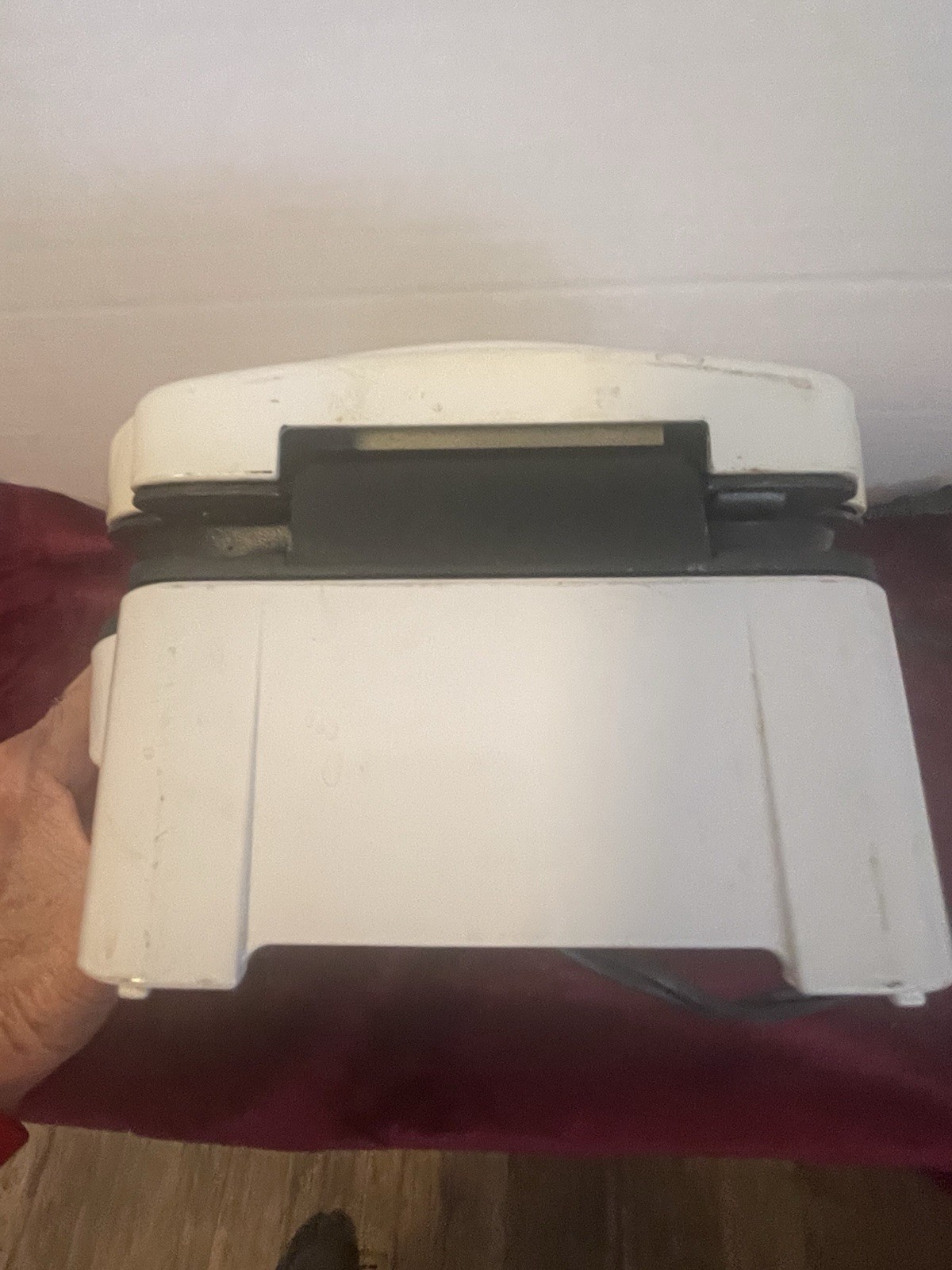 Glossy White, Easy To Clean, George Foreman Grilling ￼Machine. Smaller Size