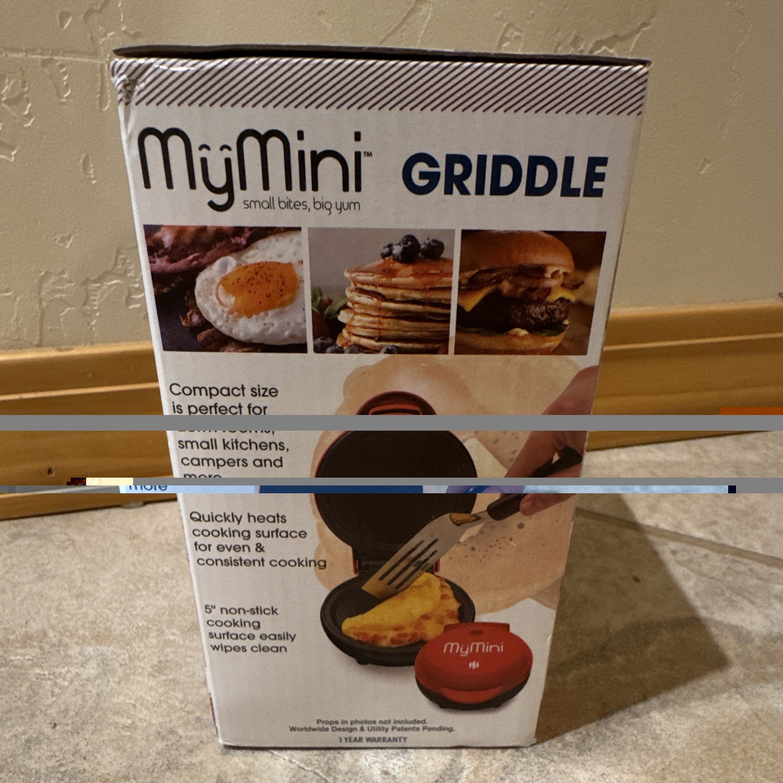 MyMini Non-Stick Electric Griddle 5in Round Plate 550W Red/Black MGD5RD
