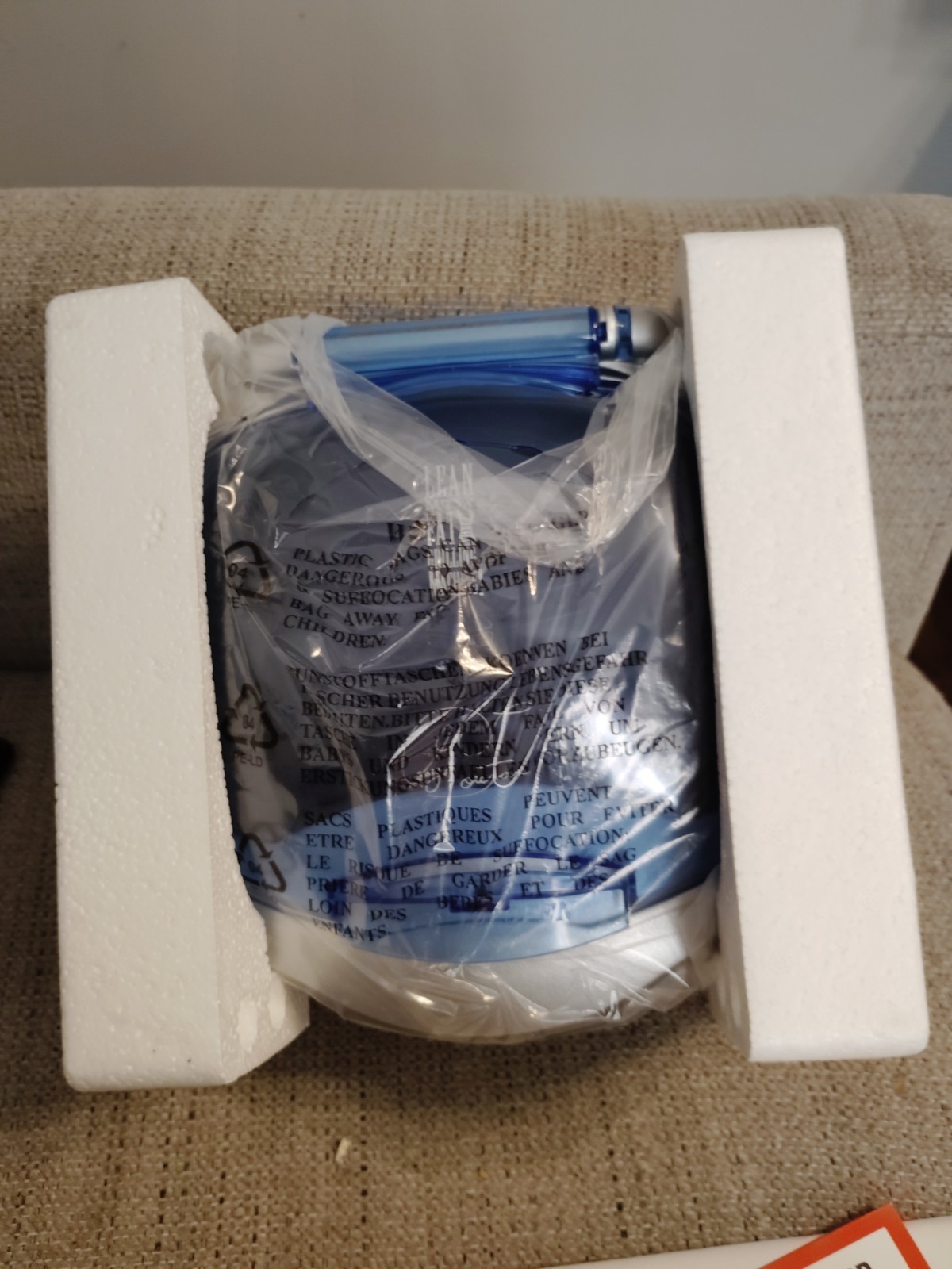 George Foreman GR10ABWI Contact Grill 1200W 120V Electric Blue/Silver