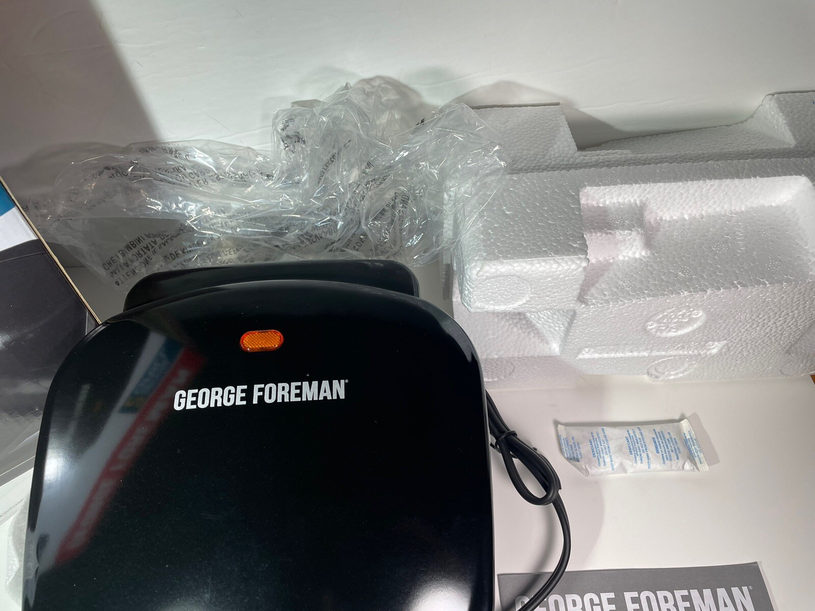 George Foreman Classic Plate 2-Serving Indoor Electric Grill GR10B NOB