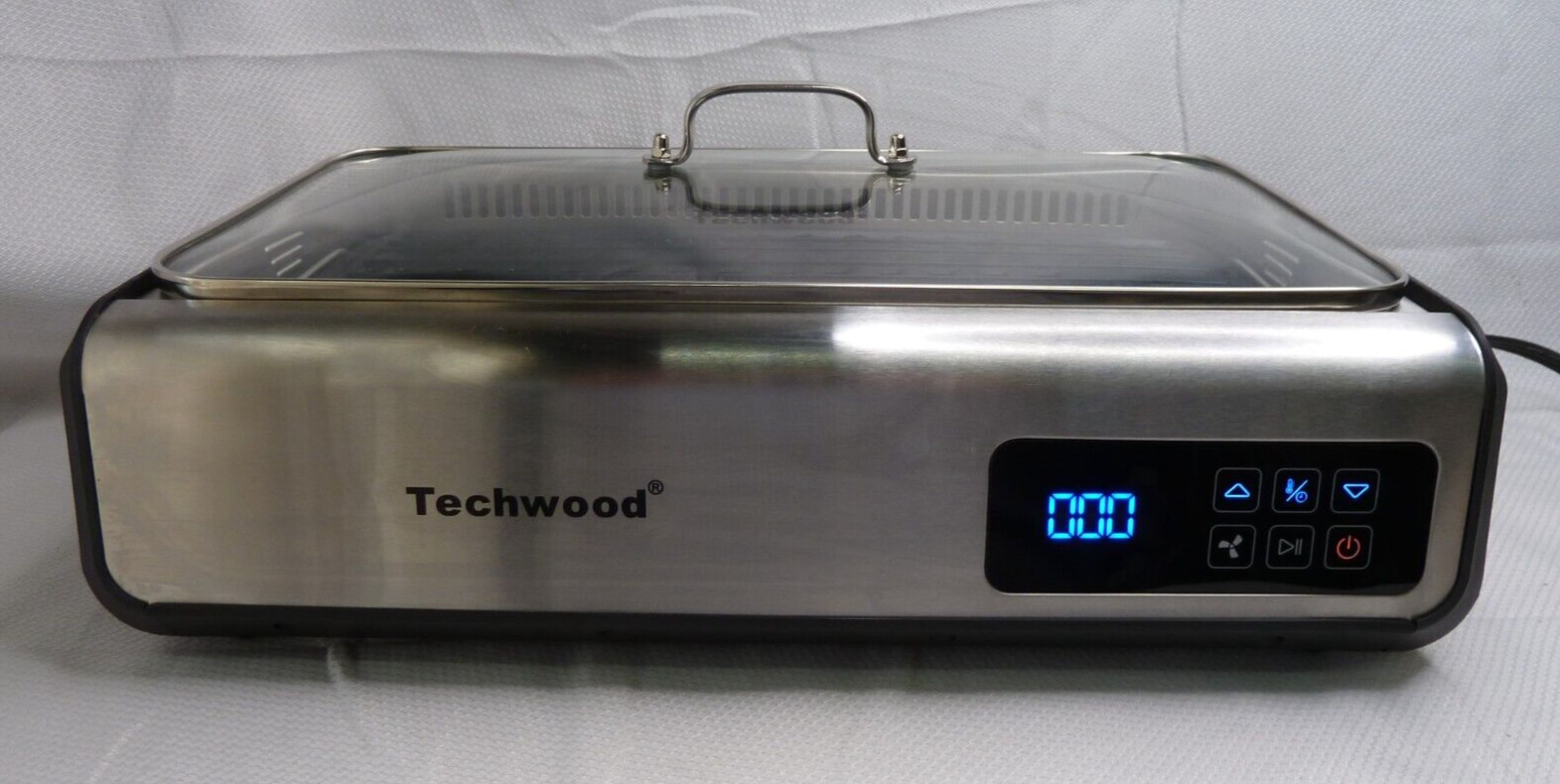 Techwood Smokeless Grill w/Tempered Glass Lid LED Smart Control Panel GR-800