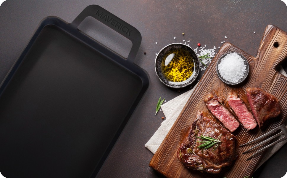 Maverick 22-Inch Preseasoned Carbon Steel Griddle, 4mm Heavy-Duty Flat Grill