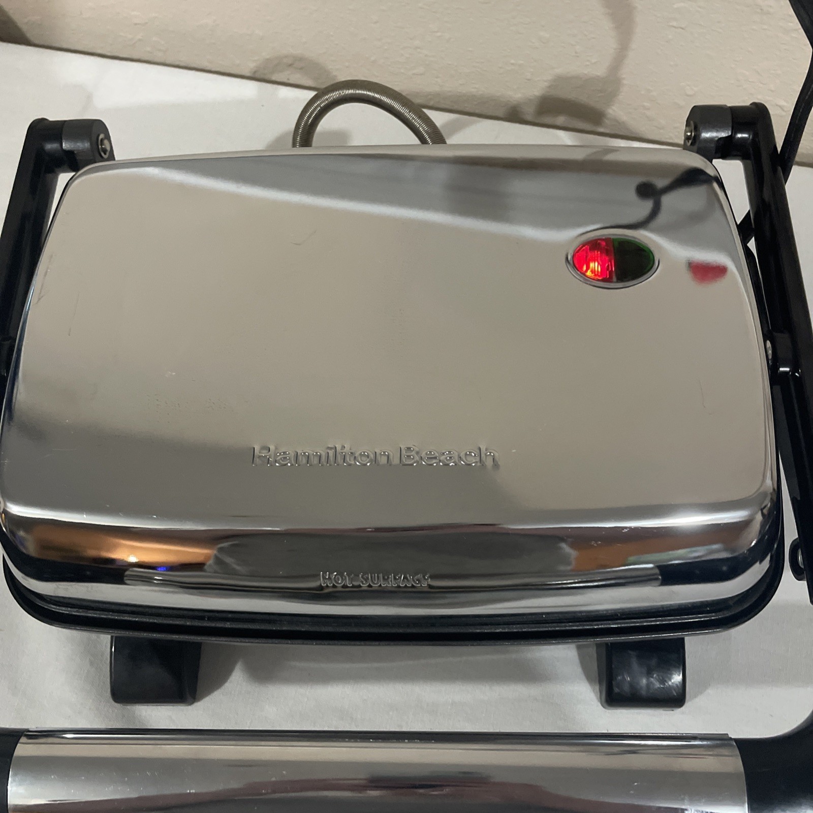 Hamilton Beach Hot Sandwich Maker Quick And Easy To Use Electric Plug In-WORKING