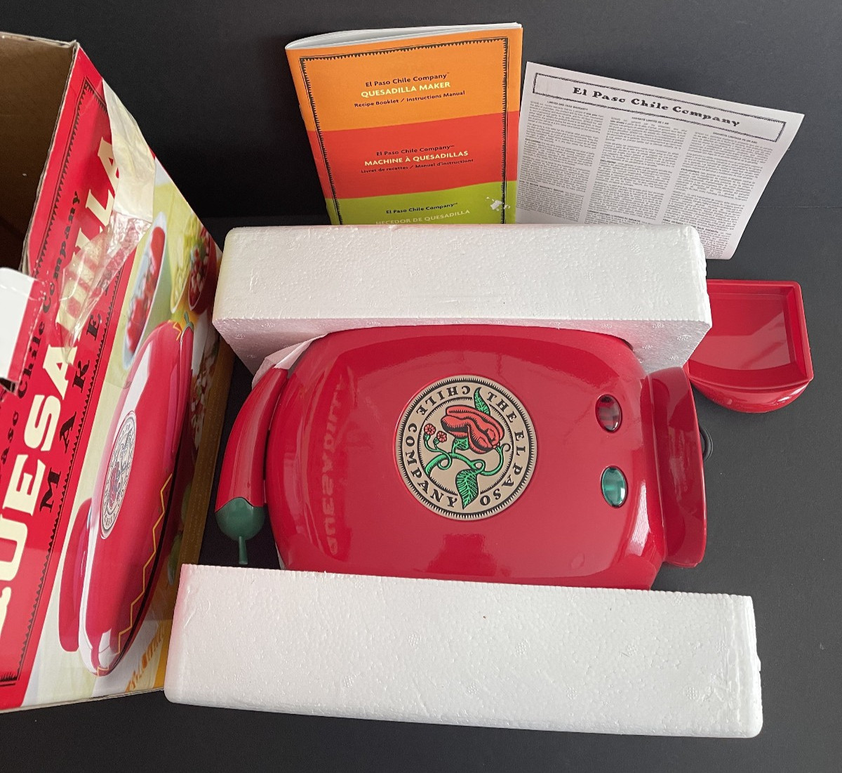 El Paso Chile Company Red Quesadilla Maker ~ New Open Box!