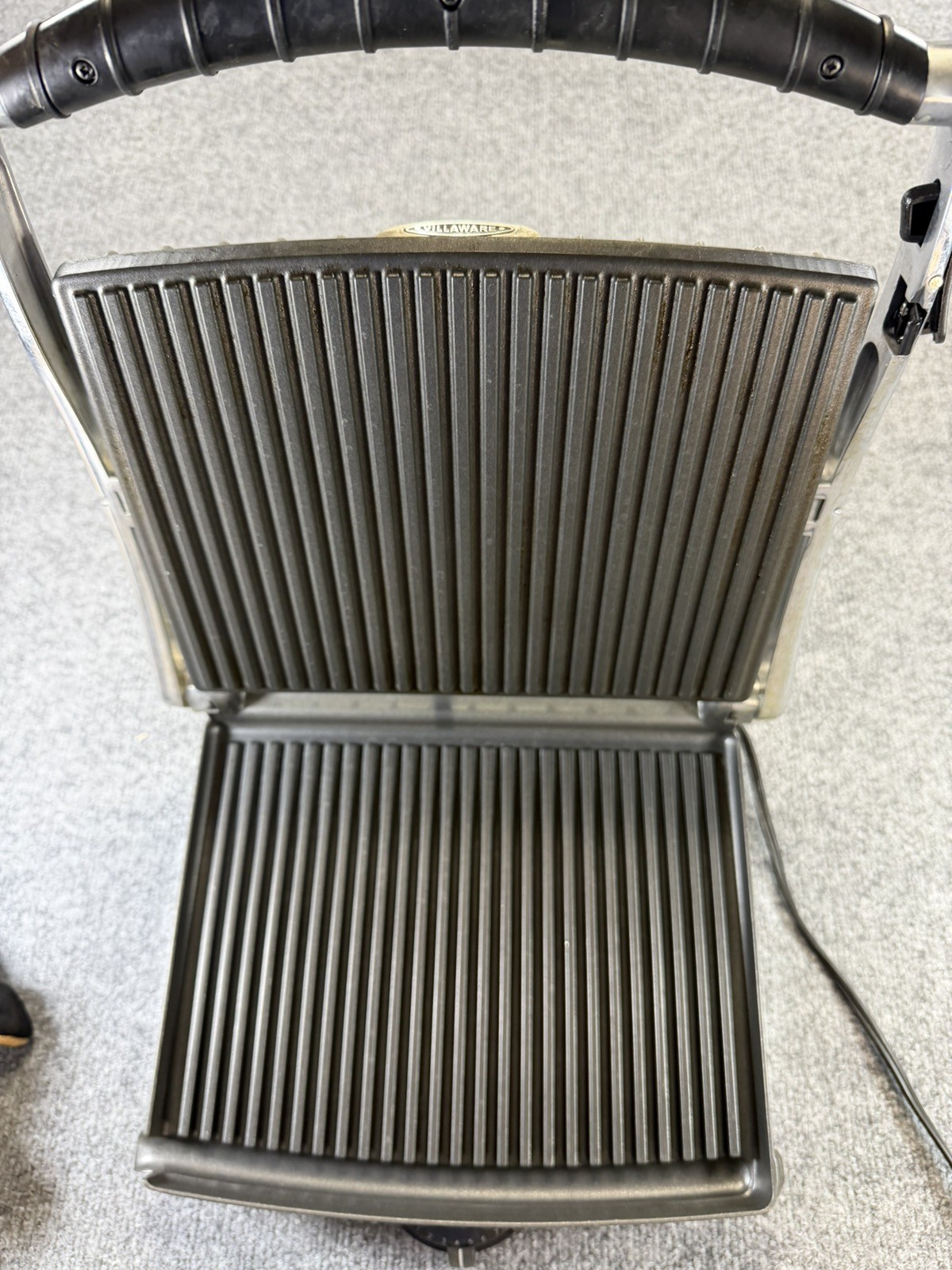 VillaWare 2160 UNO Panini Grill Press 1400W Nonstick Plates Adjustable Temp