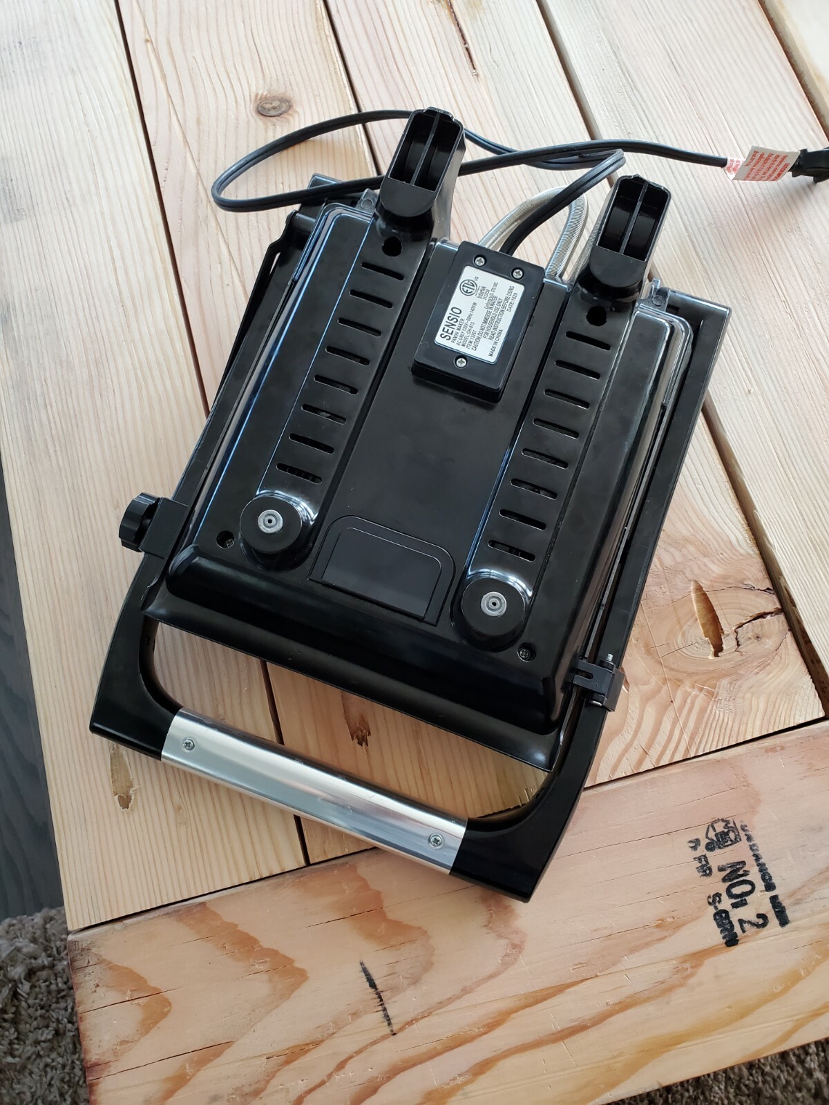 Bella Panini Press Ribbed Single Sandwich Maker Grill Non-Stick GH-815 SENSIO