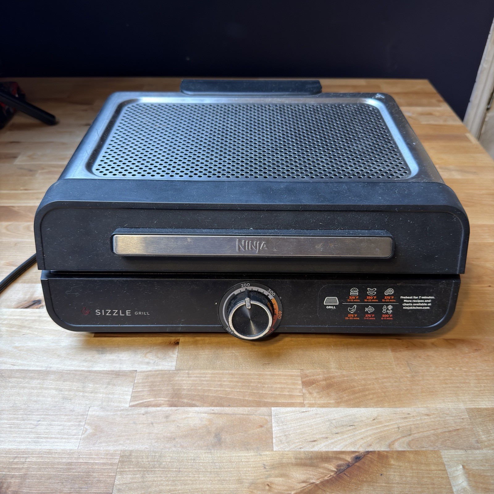 Ninja Sizzle Grill GR100 Indoor Electric Grill
