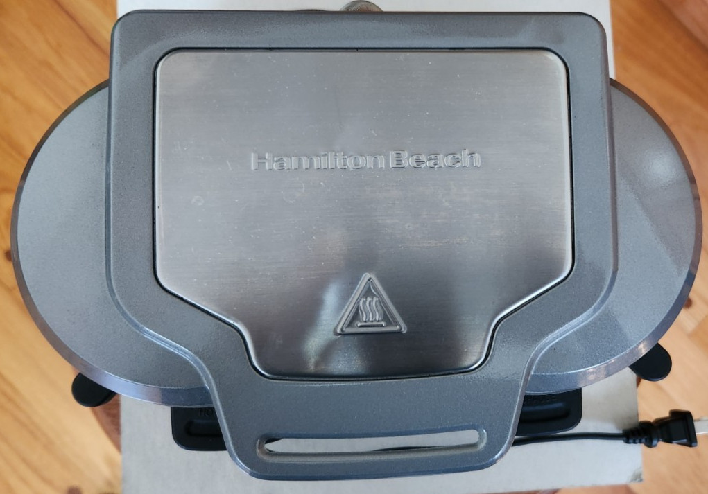 HAMILTON BEACH DUAL BREAKFAST SANDWICH MAKER #25490A