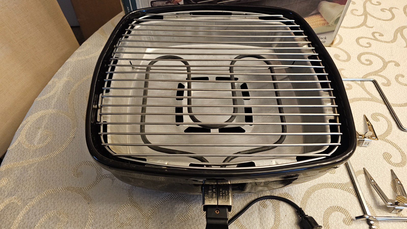 Rival Crock Grill Smokeless Indoor Electric Grill 5760 Black Stoneware