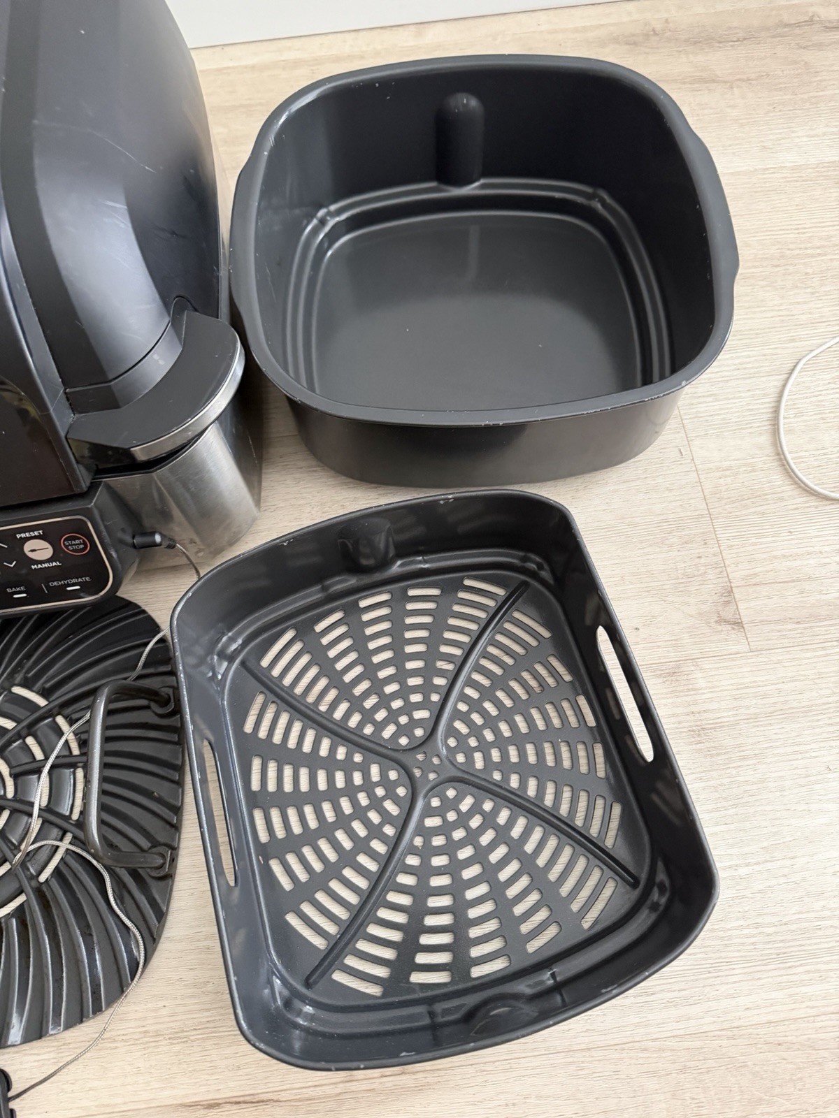 Ninja Foodi Smart 5-in-1 Indoor Grill, Air Crisp, Roast, Bake,Dehydrate EUC