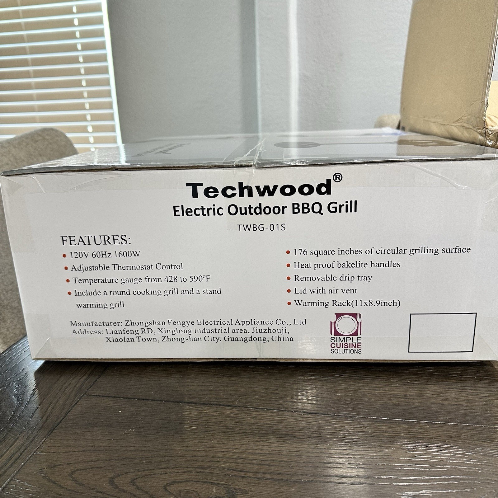 Techwood 1600W Indoor Outdoor Electric Grill, Electric BBQ Grill, Portable Blue