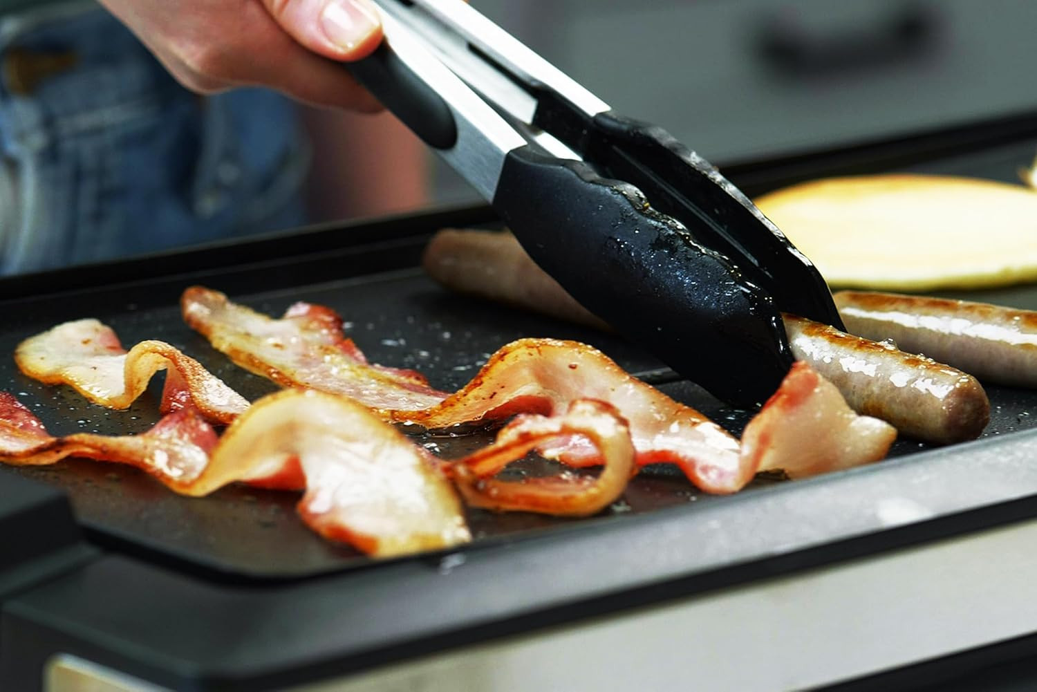XL Nonstick Electric Griddle 1800W – Perfect for Pancakes, Eggs & Teppanyaki