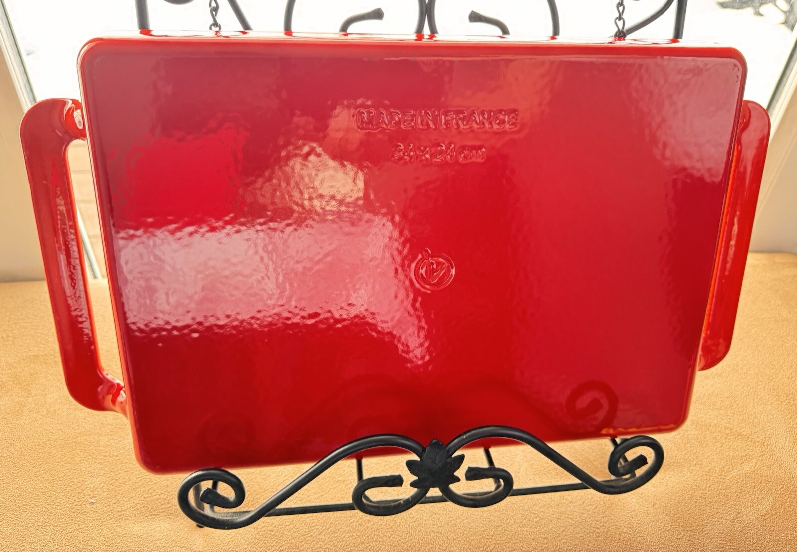 Cast iron griddle rectangularChasseur 16.5″ x 9.75″ in Beautiful Red Heavy Duty