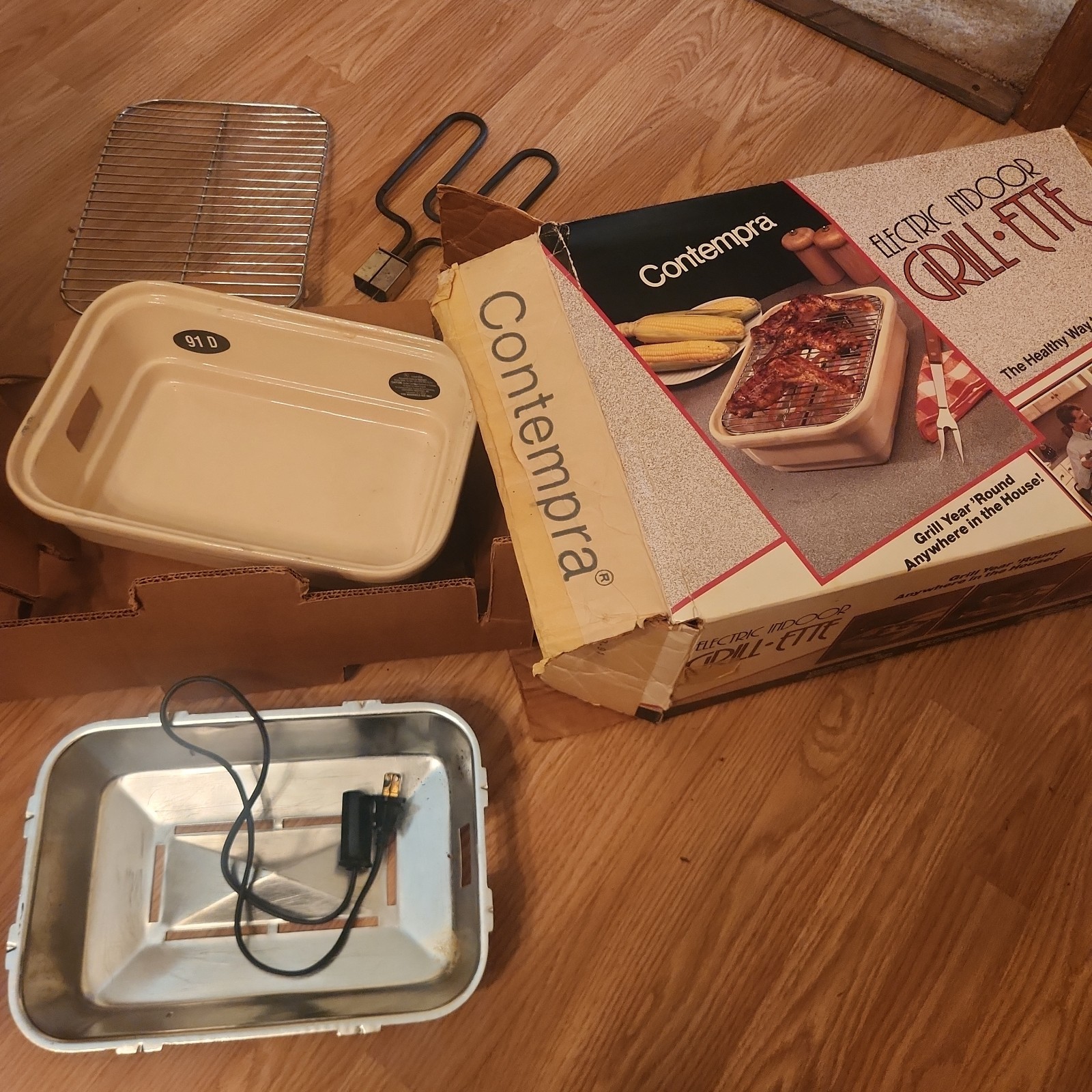 Vintage Contempra MMG-10-100 Grill-Ette Ceramic Indoor Electric Grill