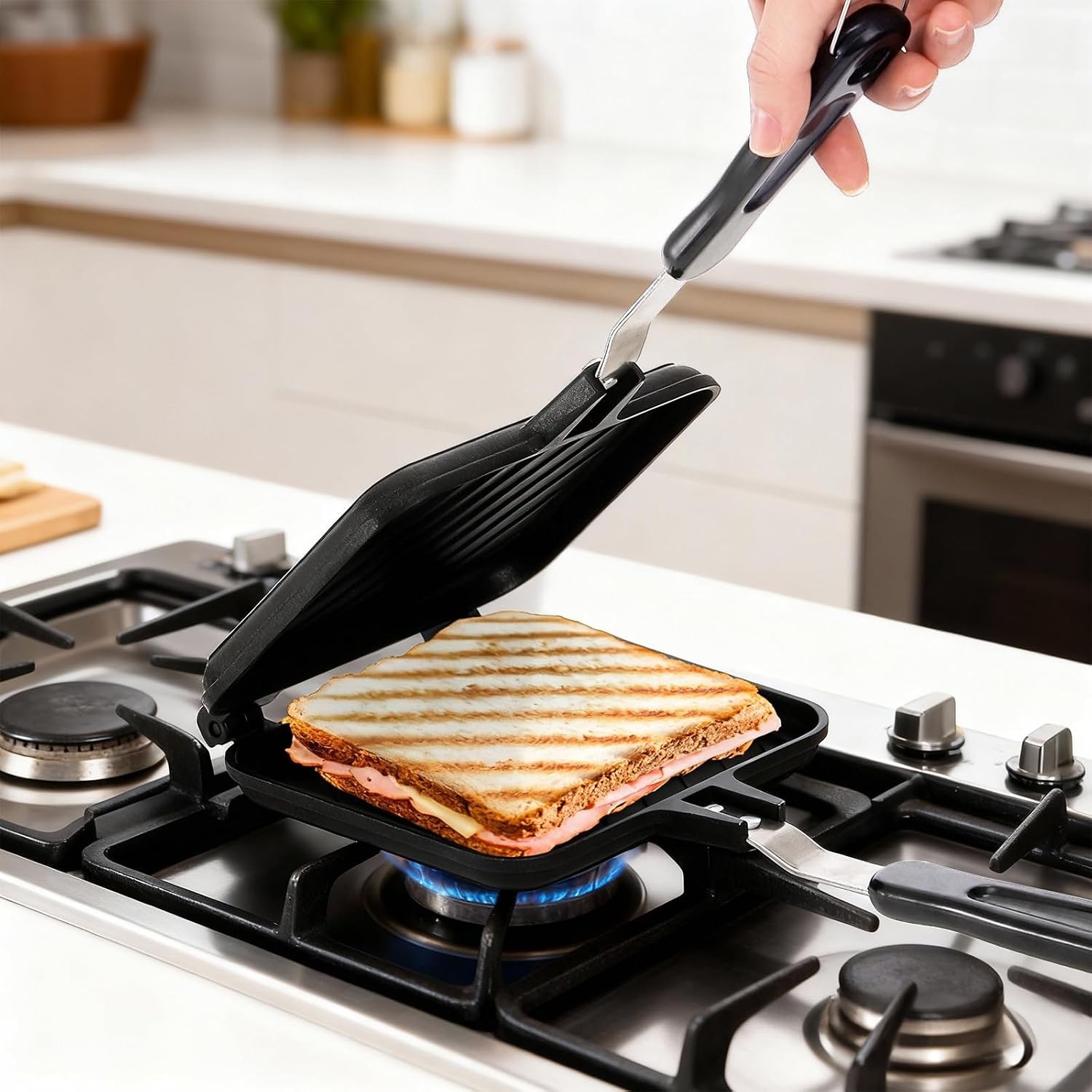 Stovetop Hot Sandwich Maker Grilled Press with Handle and Non Stick Grill Pan