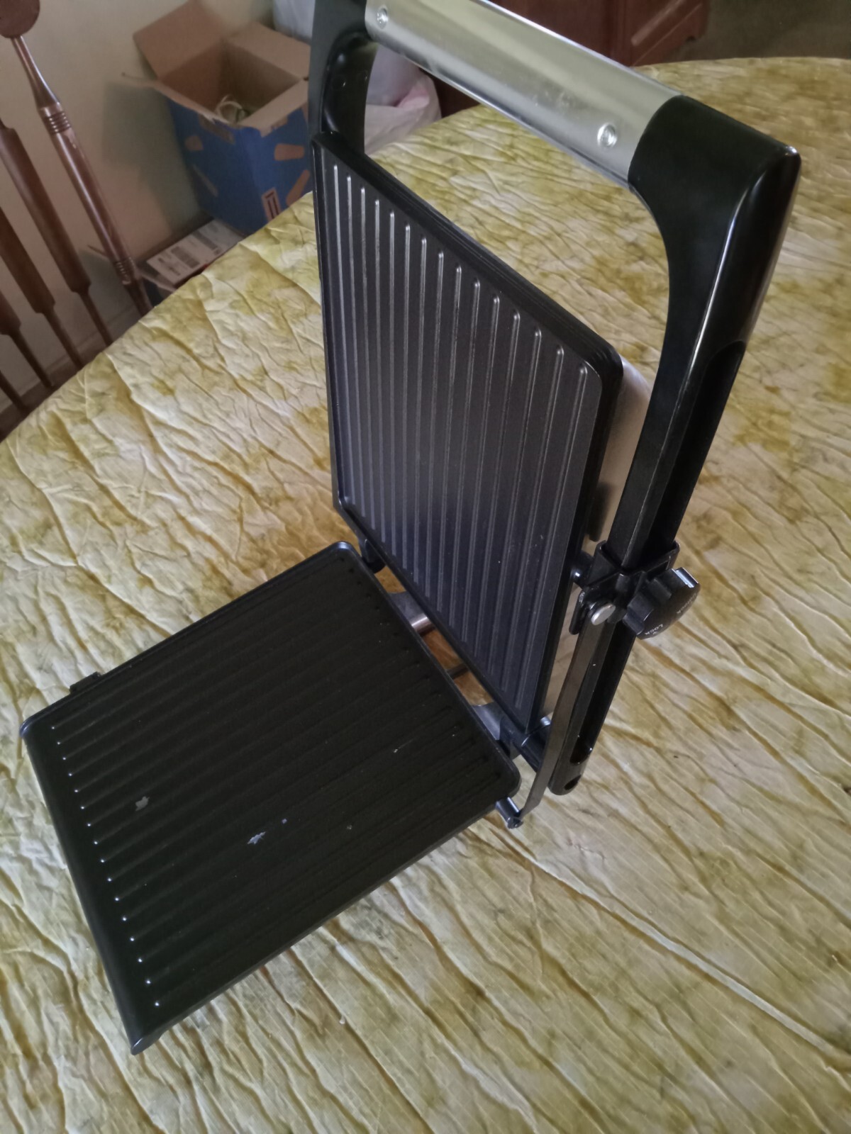 BELLA Panini Maker GH-815, 1400W, Large 8 x 9in Cooking Surface
