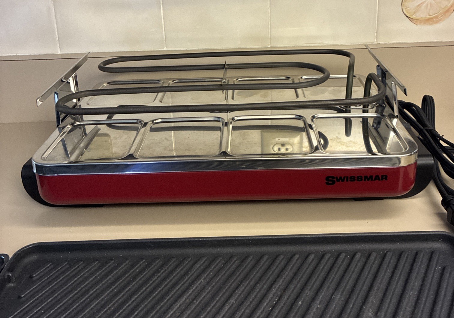 Swissmar Classic Raclette Indoor Grill (red)