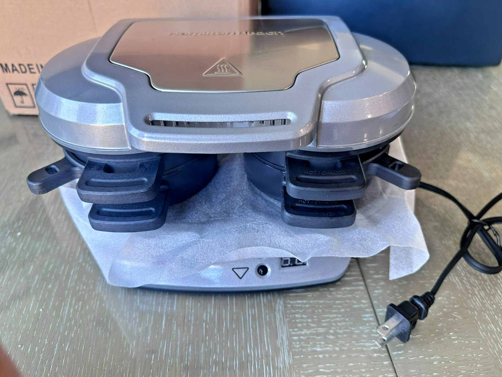 Hamilton Beach 25490 Dual Breakfast Sandwich Maker Griddle, Nonstick, NEW