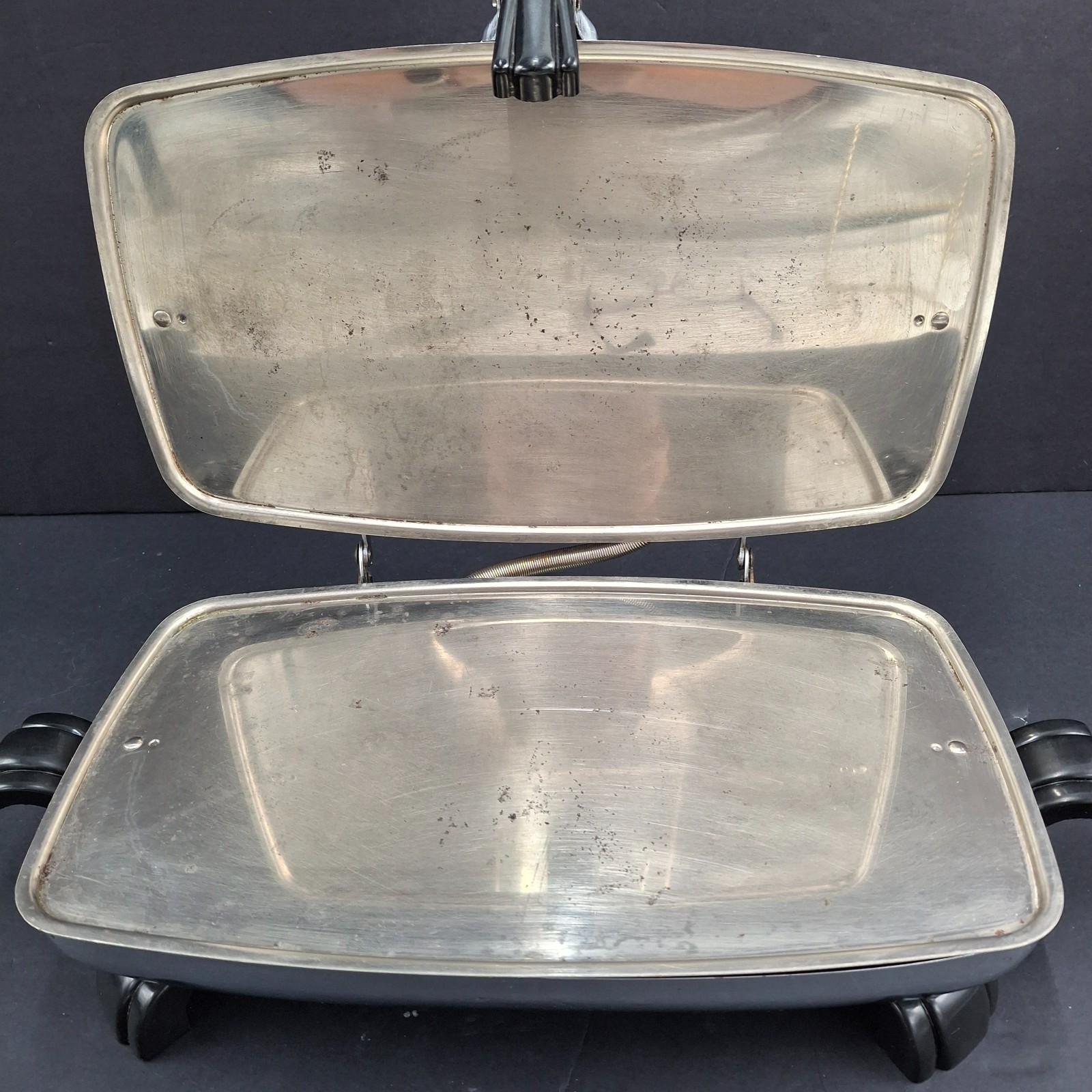 Bersted Mfg Model 360 Sandwich Griddle Press Chrome Bakelite Handles
