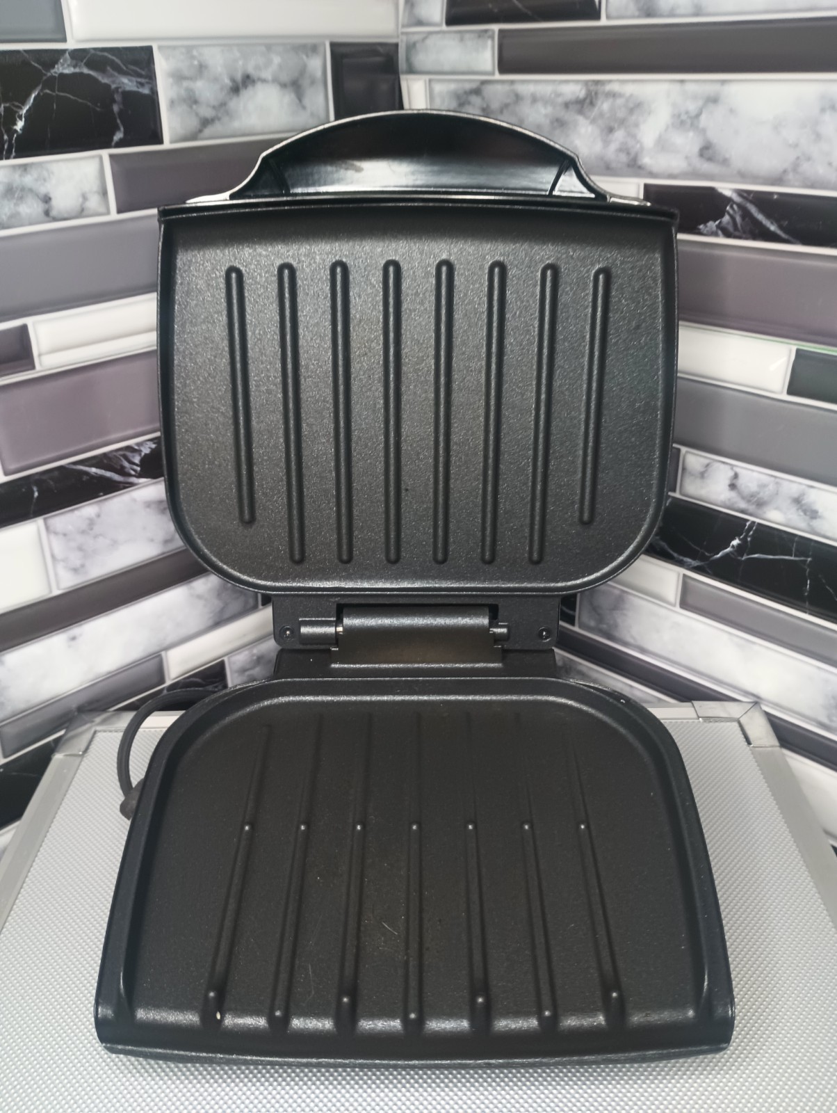 George Foreman GR0036B Grill Electric Indoor Non- Stick Grill Tested Working