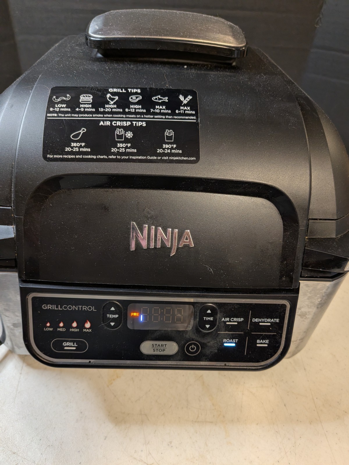 Ninja Foodi 5-in-1 Indoor Grill and Air Fryer – Black/Silver AG302