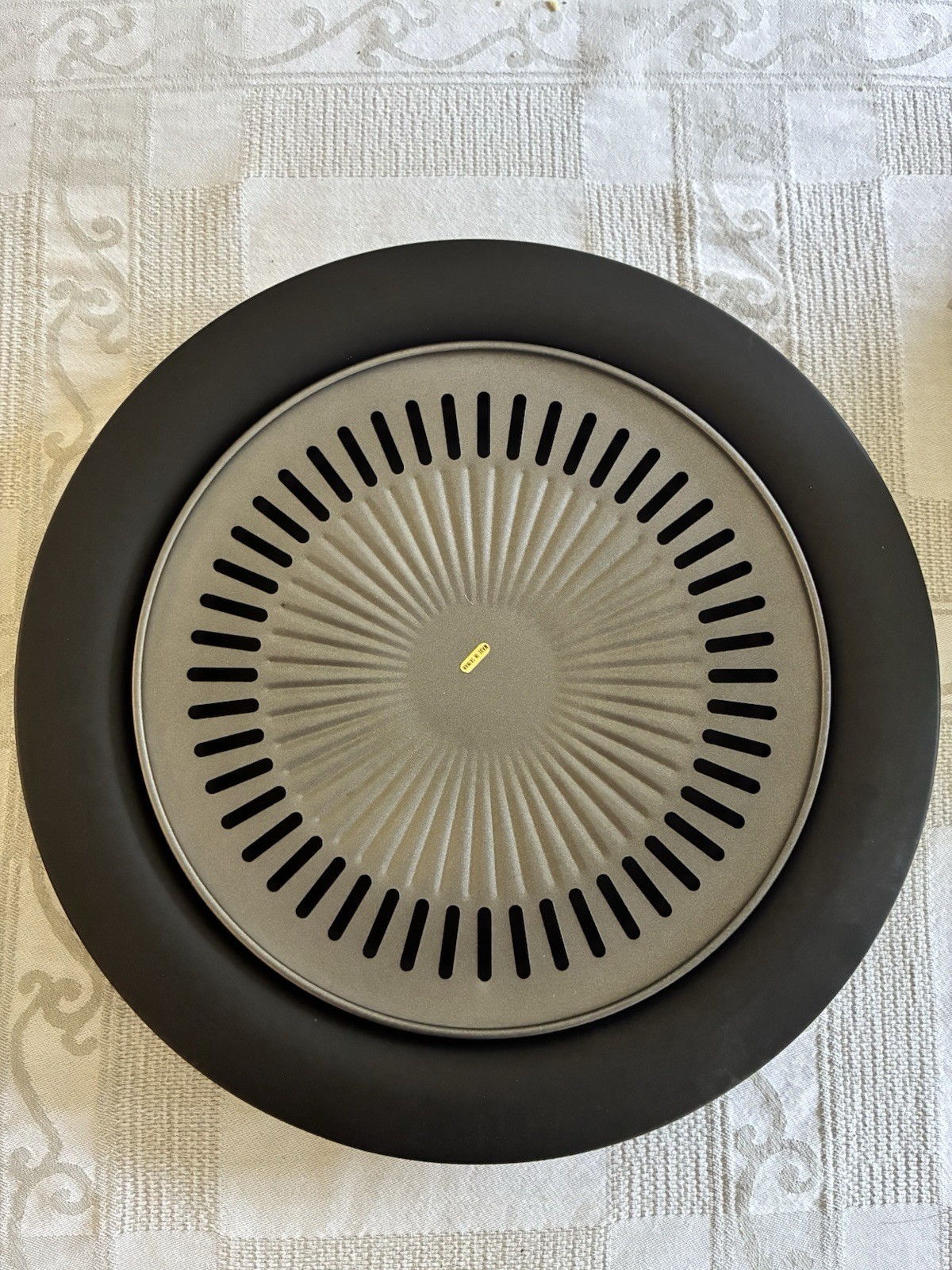 Emson Stove Top Cooker Round Stovetop Grill Non-Stick Easy Clean Drip Tray