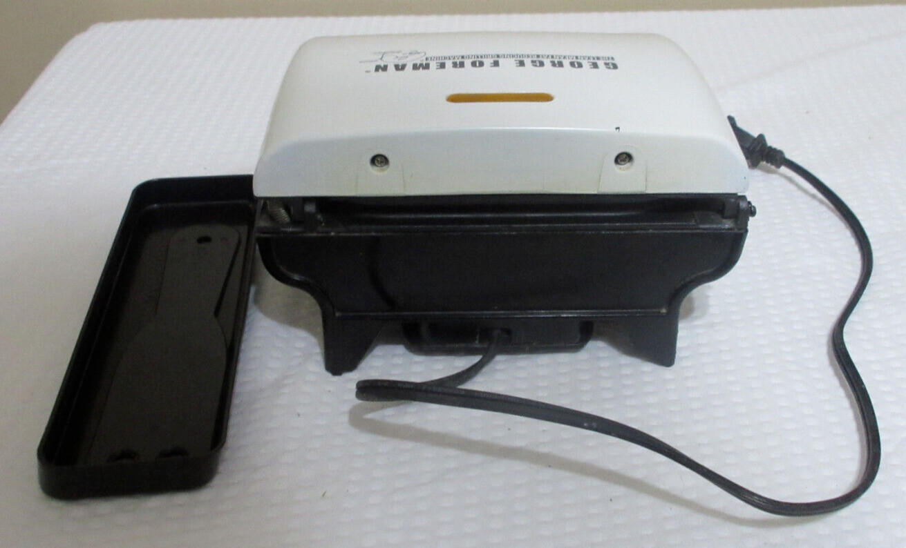 George Foreman Grill GR0038W Fat Reducing Machine With Drip Tray and Spatula