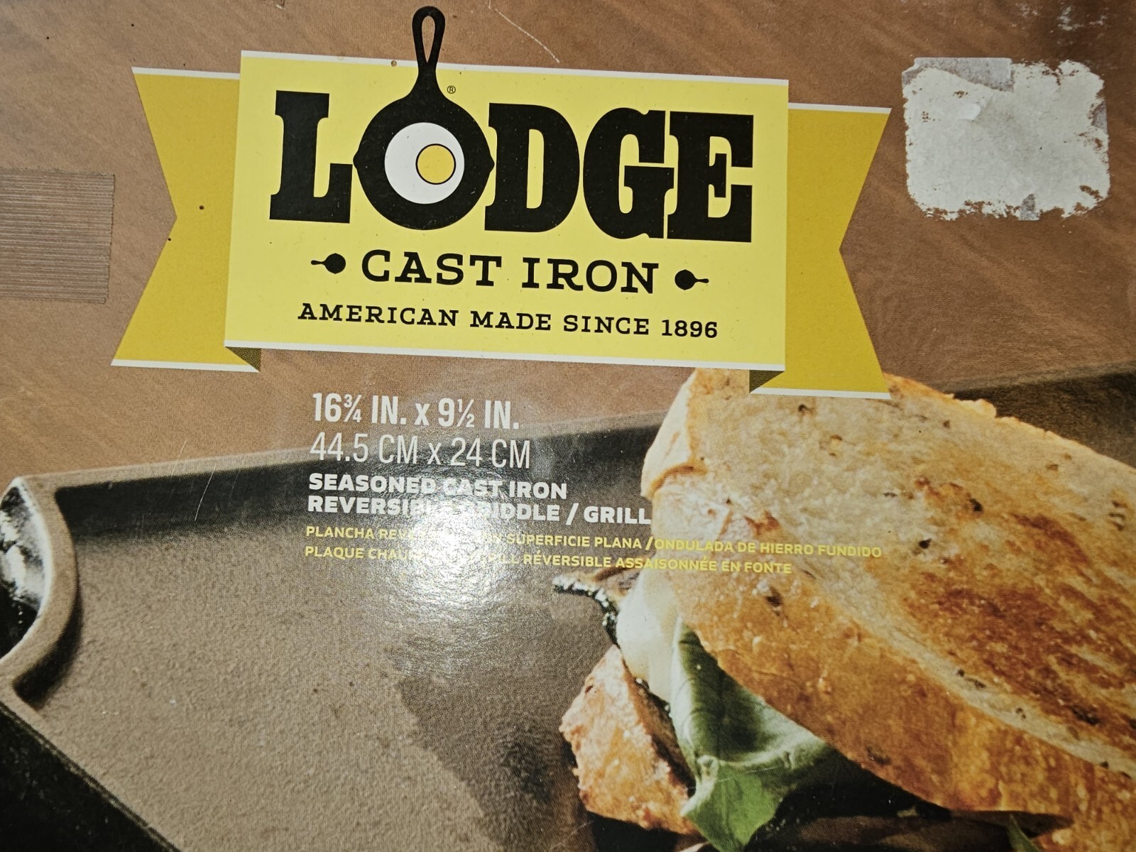 Lodge Seasoned Cast Iron Reversible Grill Griddle Baking Sear Fry Broil New