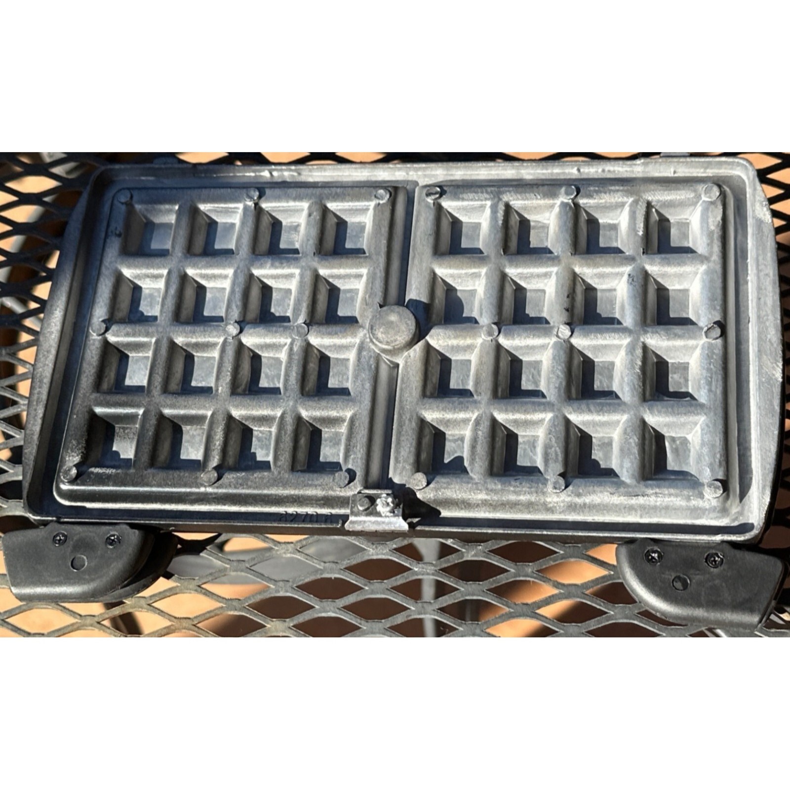 Bella Kitchen/Sensio Inc. 3-IN-1 Sandwich Maker w/Waffle Sandwich Grill Plates