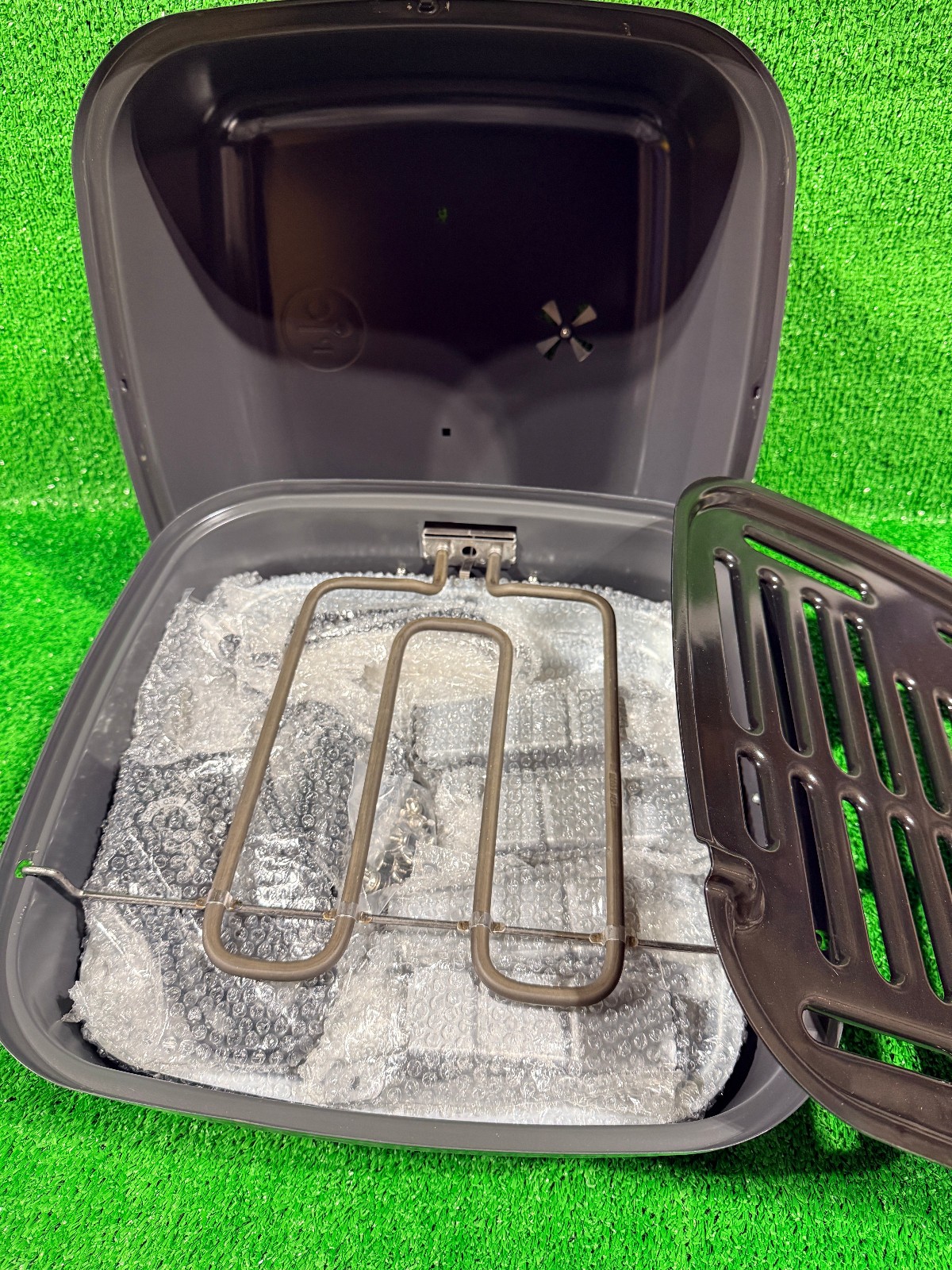 PAMPERED CHEF Indoor Outdoor Portable Grill Electric #2719 + 3 BBQ Tools – NEW!
