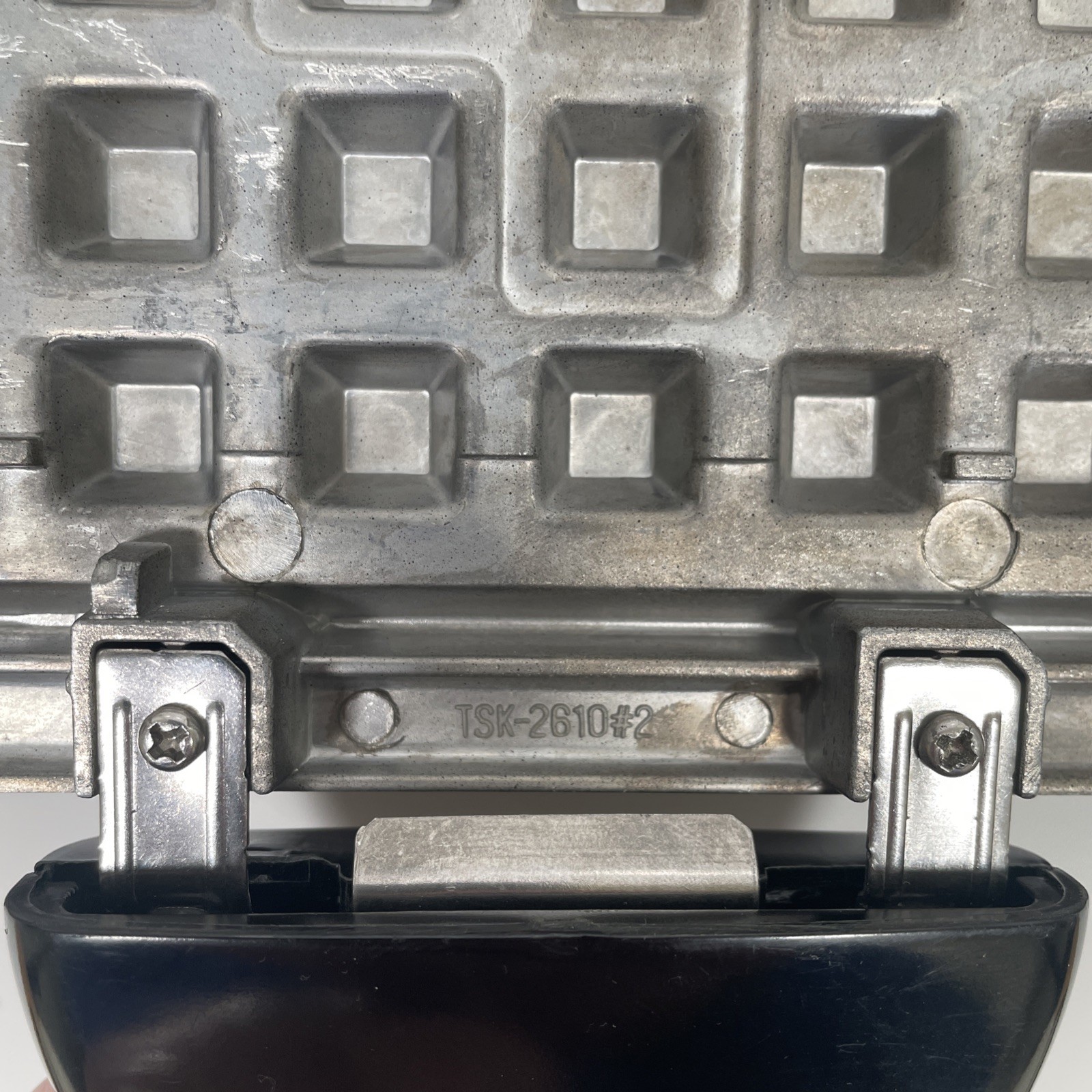 George Foreman Evolve Grill Upper Waffle Plate Repl TSK-2610 Used-Near New