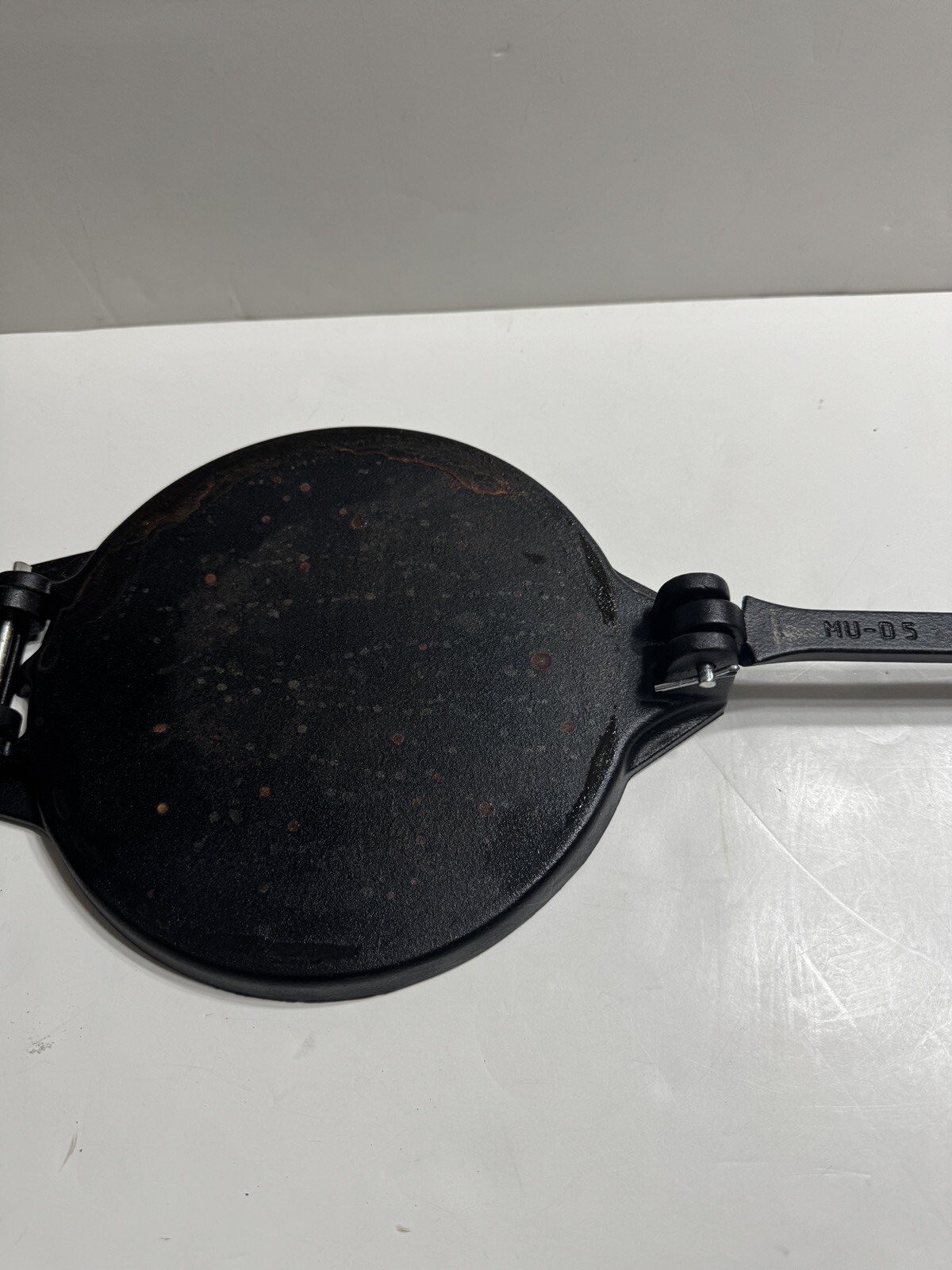 Victoria Cast Iron Tortilla Empanadas Arepas Pataconera Maker Pan Columbia