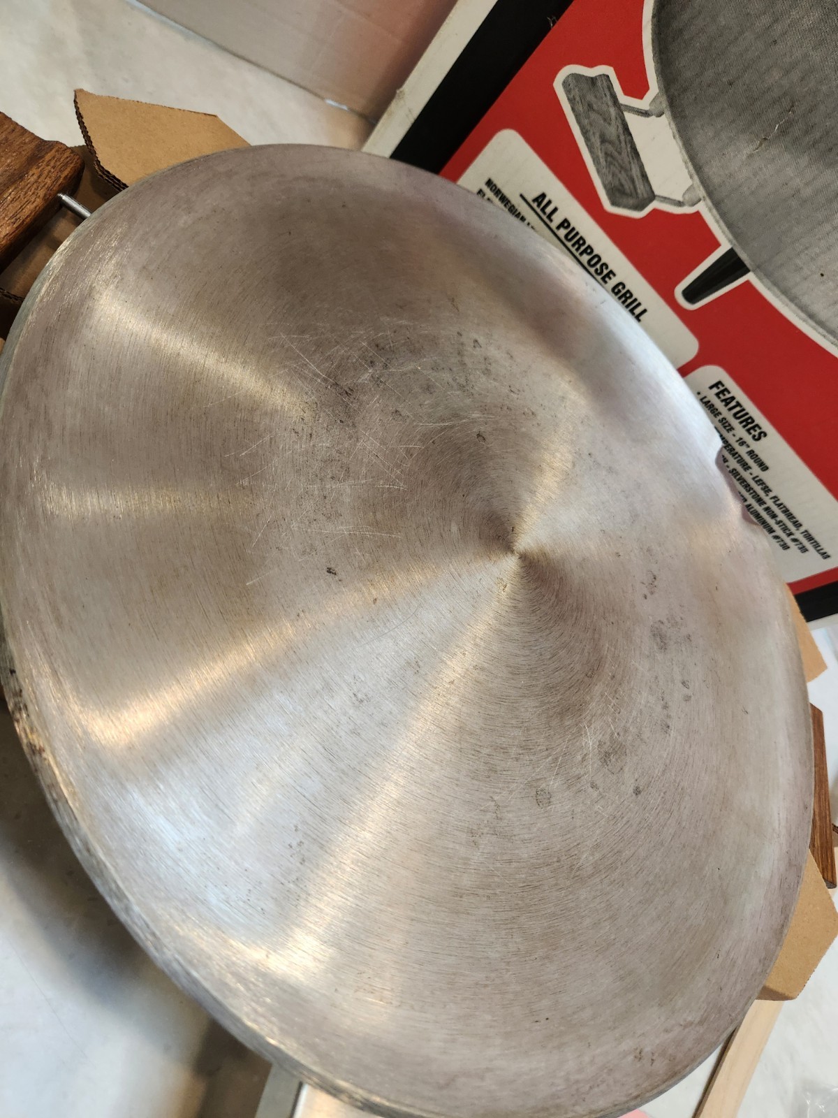 Bethany Housewares Heritage Lefse Baker Grill #730 Textured Aluminum 16″ Round