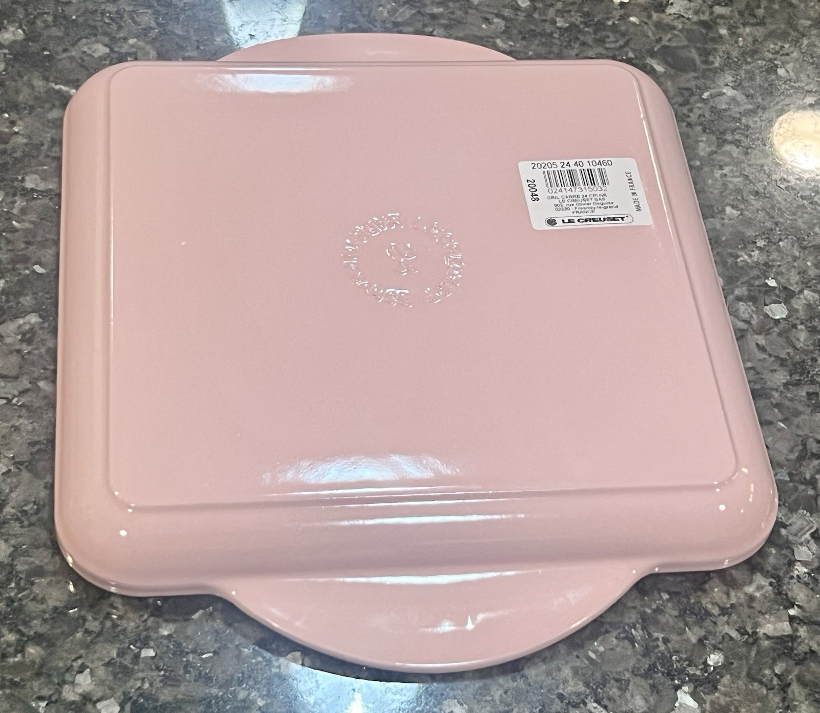 NEW Le Creuset Enameled Cast Iron Skinny Square Grill Pan 9-1/2″ Chiffon Pink