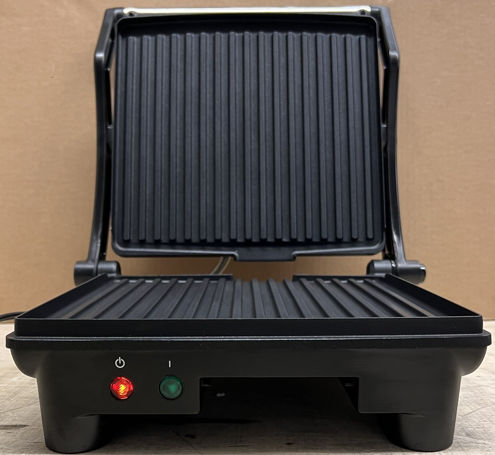 COURANT SMOOSH Panini Press, 180⁰ Griddle, 1400W 4-Servings Delicious Sandwiches