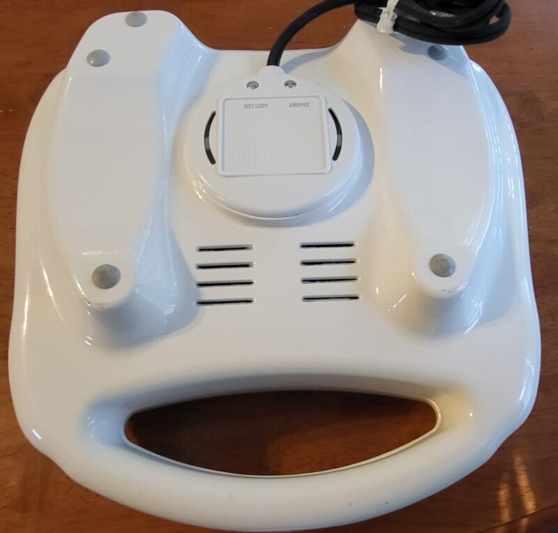 Proctor Silex Pocket Sandwich Maker White Model # 25408Y