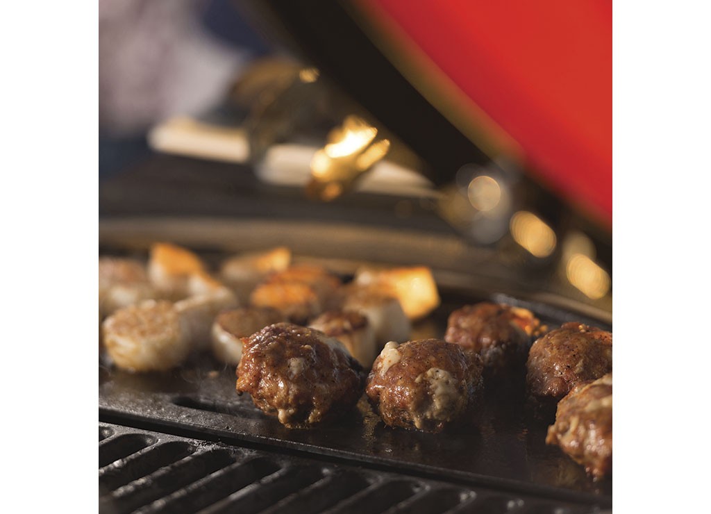 Kamado Joe BJ-HCIGRIDDLE Big Joe Half Moon Cast Iron Reversible Griddle