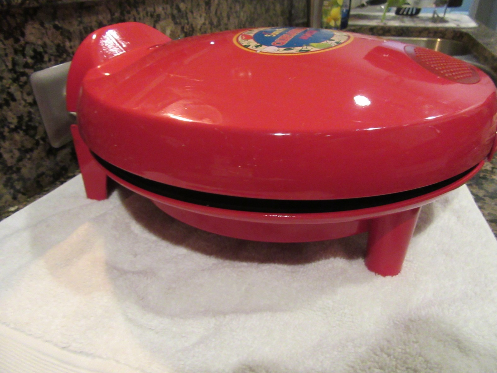 Salton Santa Fe QM2SFR Quesadilla Maker Super Clean and Working Well See Video