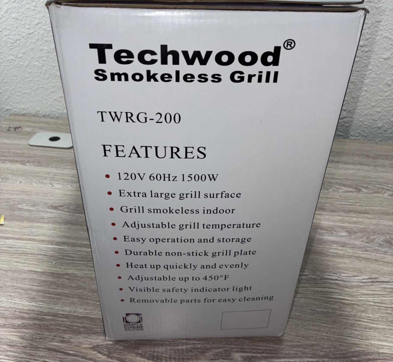 Techwood Smokeless Indoor Electric Grill w/ Nonstick Plate 1500W Temp cont NEW