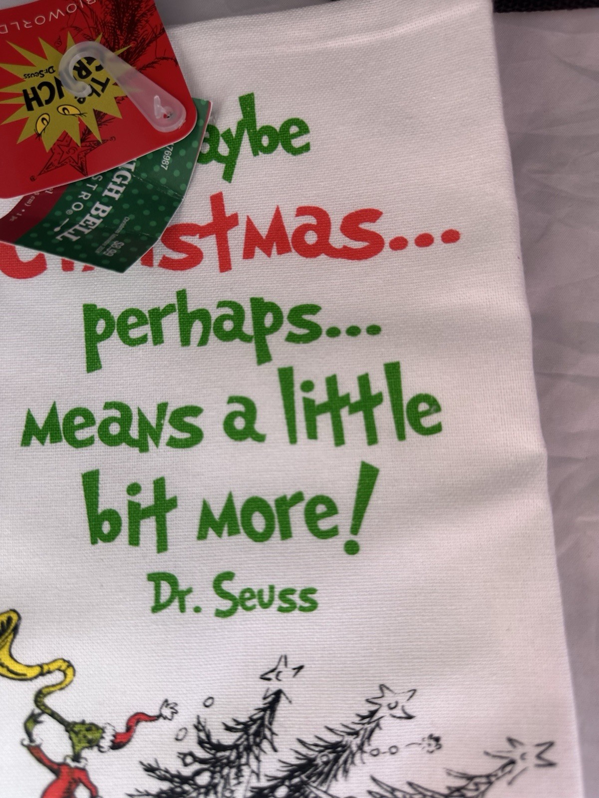 New Dr. Seuss The Grinch Grilled Cheese Sandwich Maker Bundle Extras