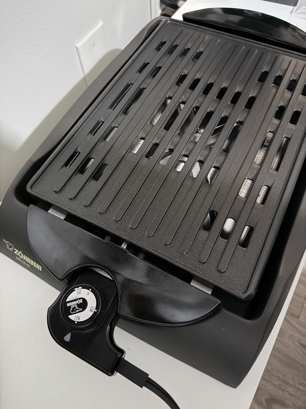 Zojirushi EB-CC15 Indoor Electric Grill