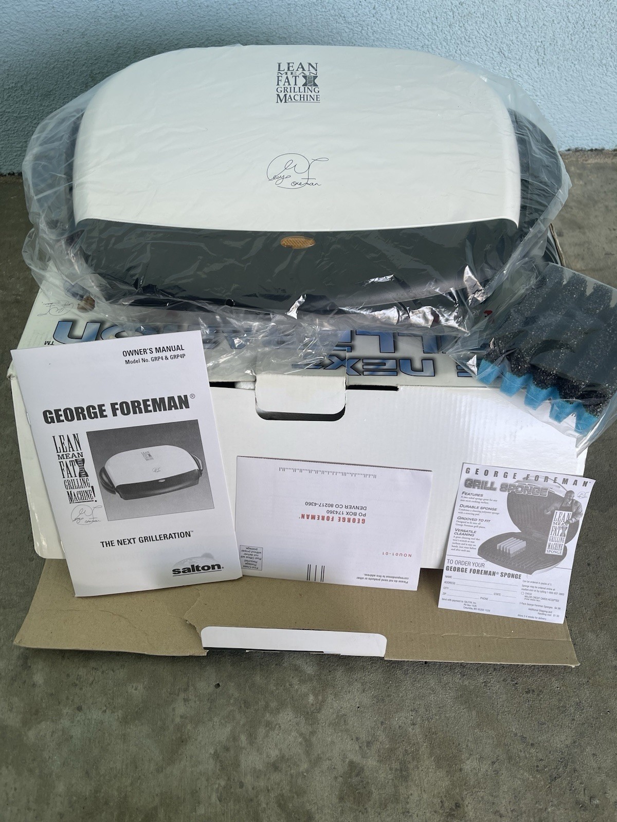 George Foreman Grill – The Next Grilleration Electric Grill GRP99-A- New In Box
