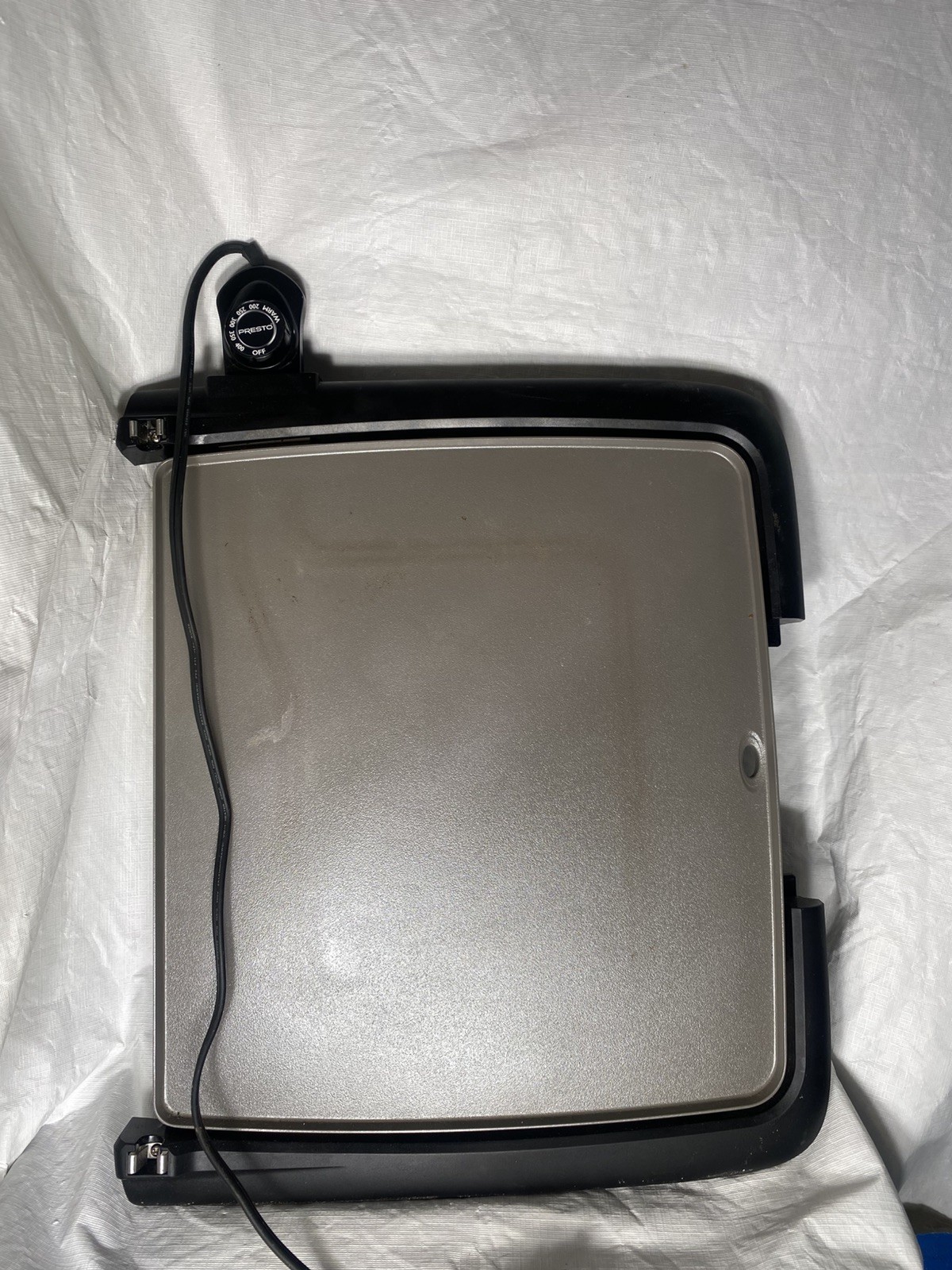 Presto 22in. Electric Griddle with Removable Handles & Ceramic Nonstick Surface